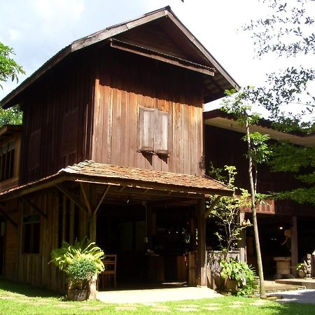 Tanita House Bed & Breakfast Чиангмай Екстериор снимка