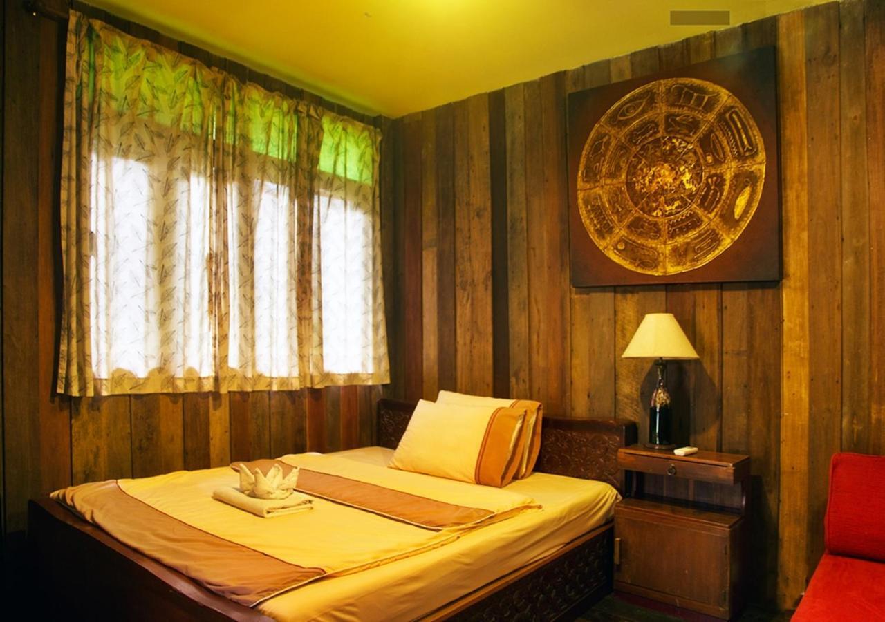 Tanita House Bed & Breakfast Чиангмай Екстериор снимка