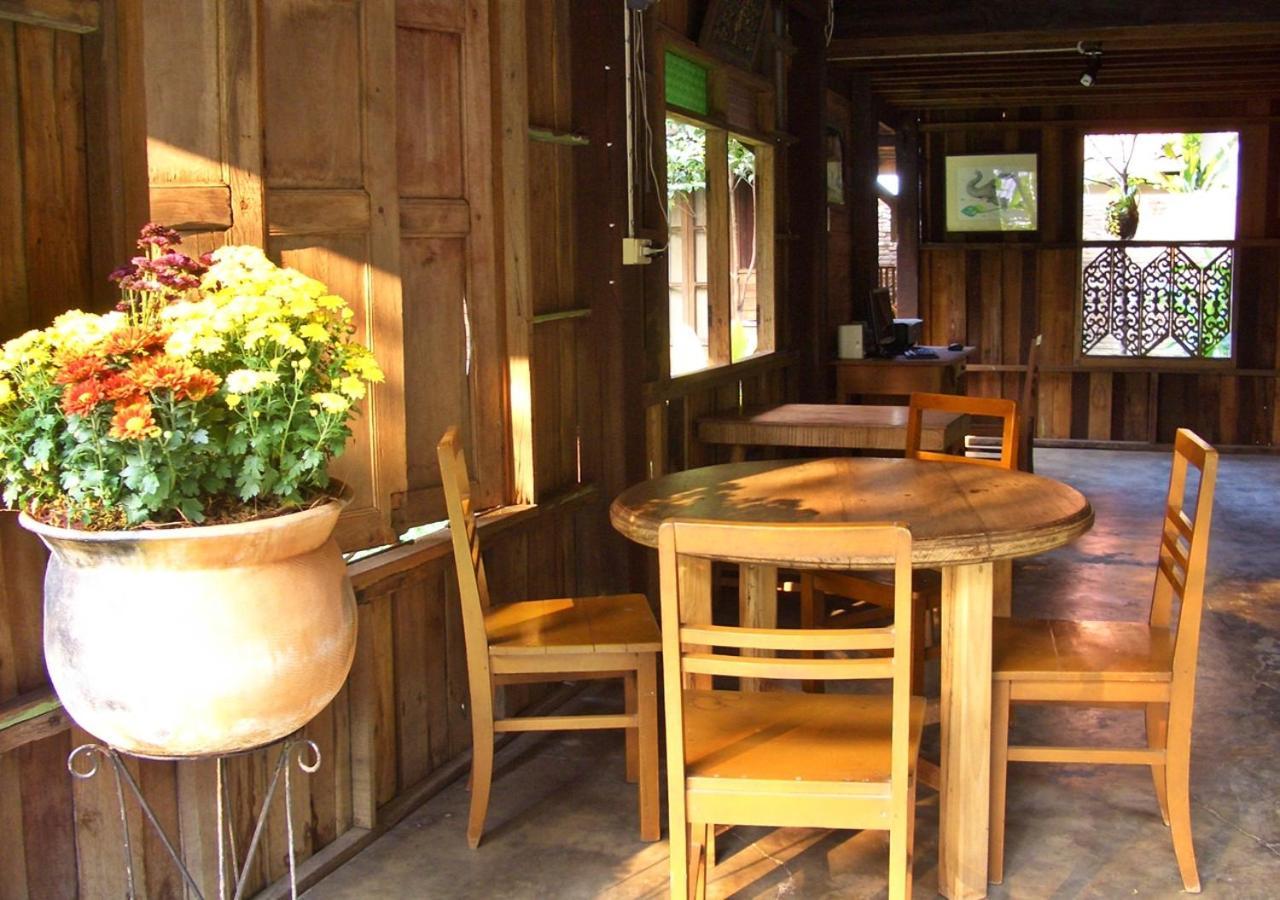 Tanita House Bed & Breakfast Чиангмай Екстериор снимка